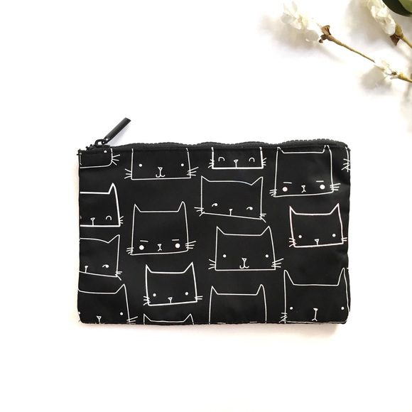 Handbags - NWOT Cat Pattern Makeup Zip Pouch